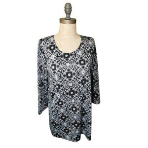 Slinky Brand Size XS Print Slinky Stretchy 3/4 Sleeve Top